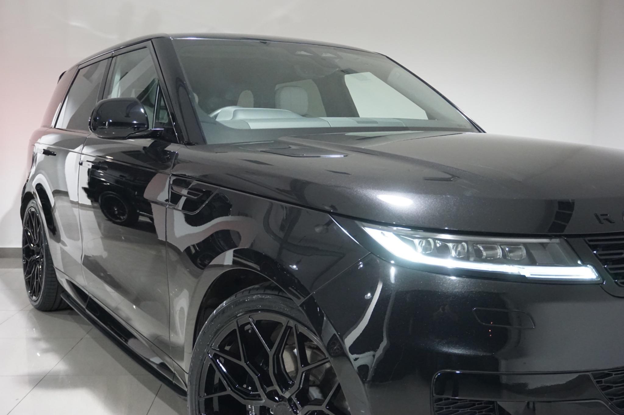 Land Rover Range Rover Sport 3.0 D300 MHEV Dynamic SE Auto 4WD Euro 6 (s/s) 5dr